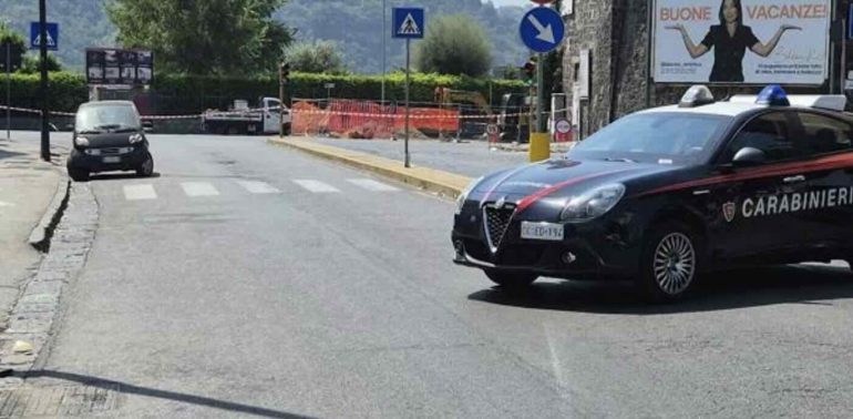 Napoli, fuga di gas in via Caravaggio: evacuati uno stabile, un bar e una chiesa