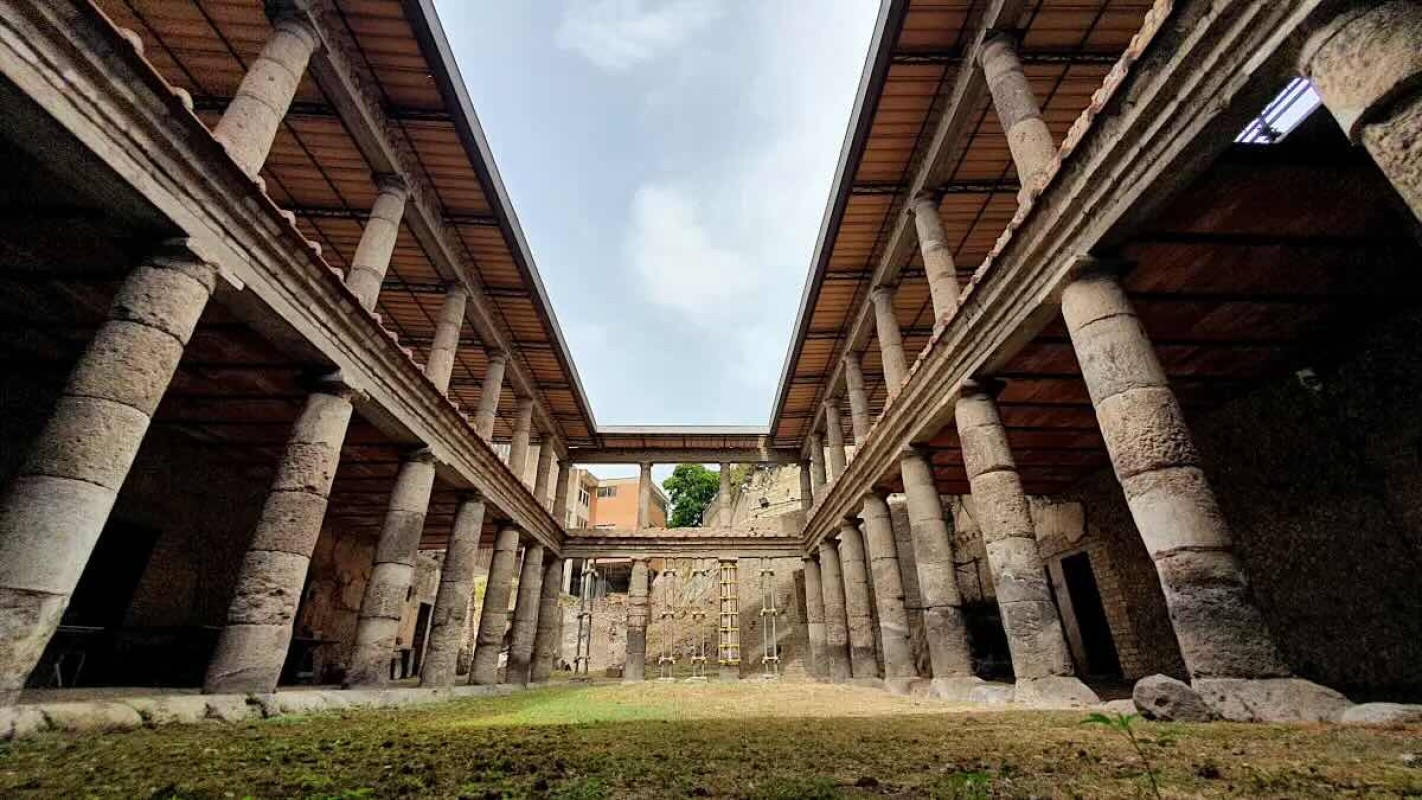 Napoli Promuove i Tesori Nascosti: Al Via 'Adotta un Bene Archeologico' per Valorizzare i Siti Minori