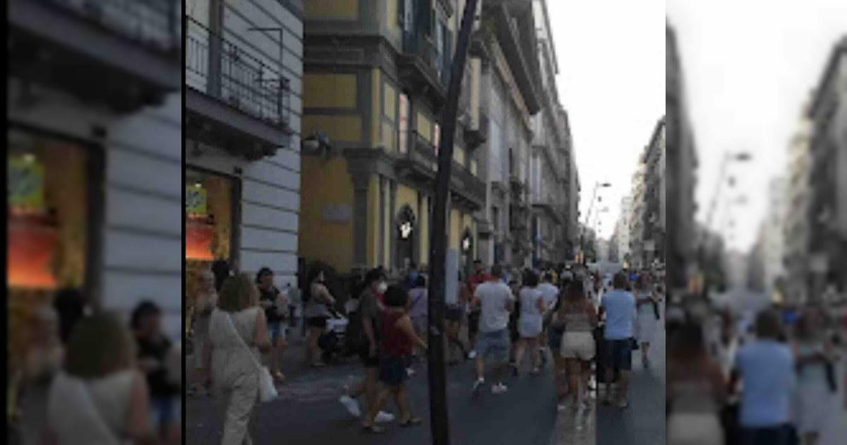 Napoli, turista di 20 anni molestata in un locale di via Toledo