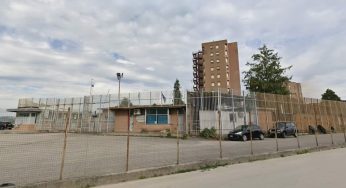 Notte di violenza al carcere di Benevento: 50 detenuti devastano un reparto e si barricano