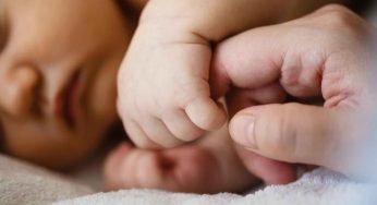 Parla il 19enne che ha simulato il ritrovamento del neonato: «Ero sopraffatto dal panico e dalla paura dei genitori».