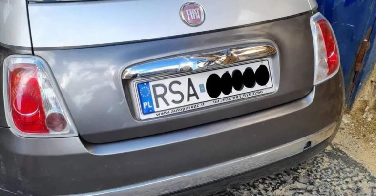 Rc Auto, il bluff delle targhe polacche: ai napoletani arriva il conto da 5 milioni