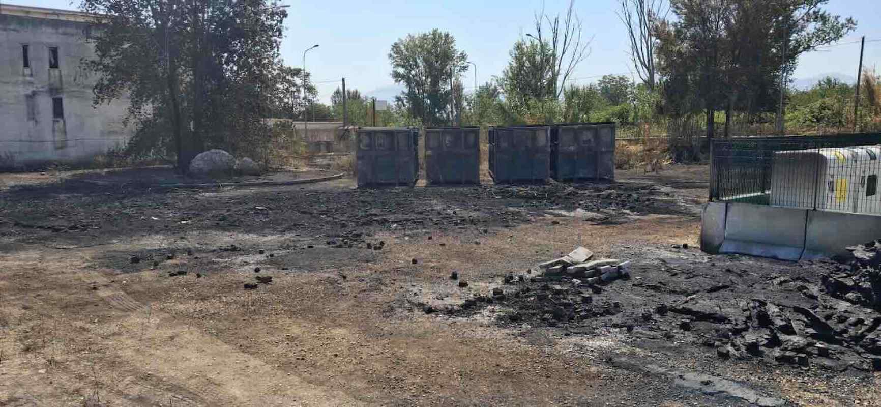 i danni dell'incendio a San Giuseppe Vesuviano