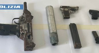 Rione Traiano, sequestrate le armi della faida: arsenale sotto una borsa