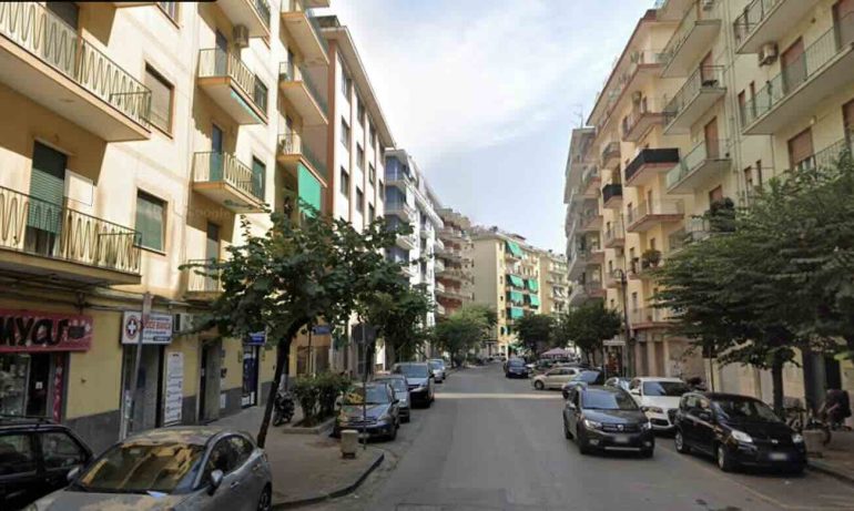 Salerno, fermato un secondo sospetto per la rapina a un 74enne in via Settimio Mobilio