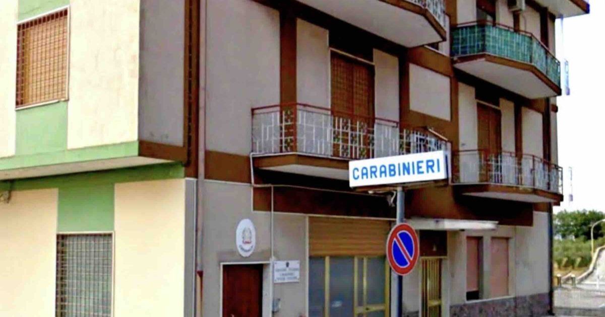 La stazione carabinieri di Frasso Telesino