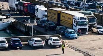 Stop ai mezzi pesanti dal porto di Pozzuoli: scatta la diffida al Prefetto, rifornimenti a rischio per le isole