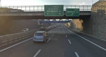 Torre Annunziata, vuole gettarsi dal cavalcavia dell’autostrada: salvata dalla polizia
