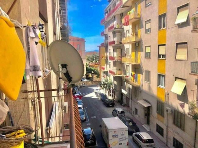 Tragedia a Salerno: uomo rumeno muore dopo una caduta dall’alto