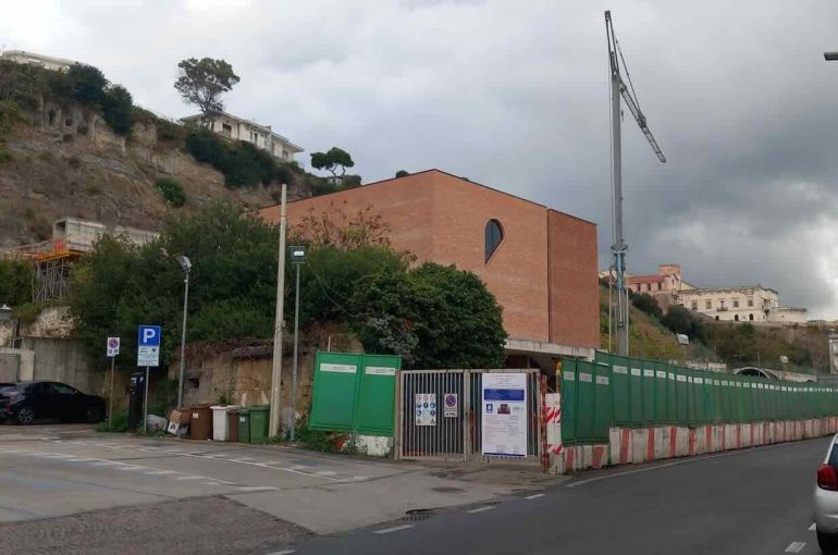 Via Fasano riaperta dopo il sisma, intervento d’urgenza di Tangenziale Napoli