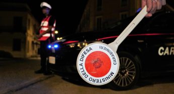 Sparanise: lite in strada degenera, 37enne aggredisce anche i carabinieri: arrestato