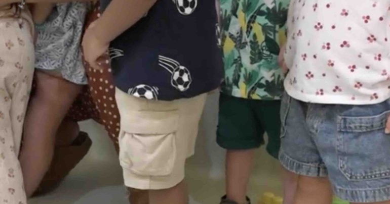 Bimbo autistico picchiato a Scampia, il Garante: «Episodio inumano»