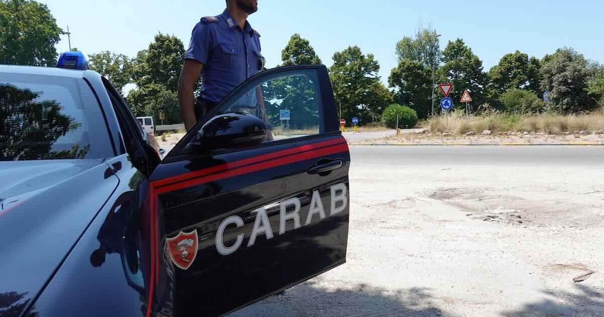I carabinieri sul luogo del tentato omicidio