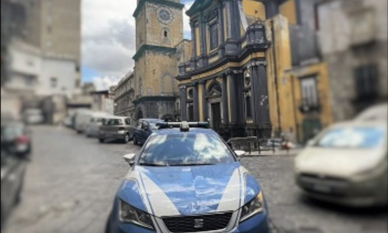 Controlli nel centro storico di Napoli: 40 persone identificate e 70 Kg di alimenti sequestrati
