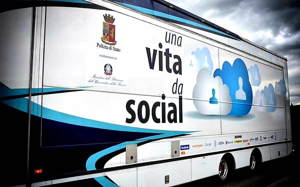 Cyberbullismo e sicurezza digitale al centro: l’Action Week di Una Vita da Social arriva nelle scuole