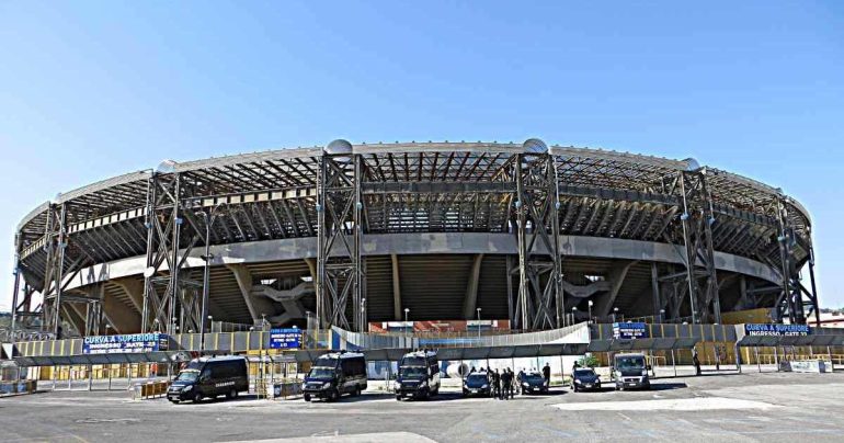 Dove vedere Napoli Bologna in TV e streaming: orario, canale e diretta