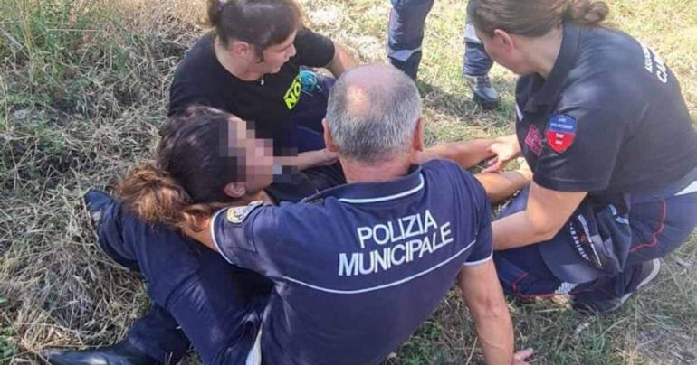 Montecorvino Rovella, ritrovata la ragazza scomparsa: sta bene ed è stata affidata ai sanitari