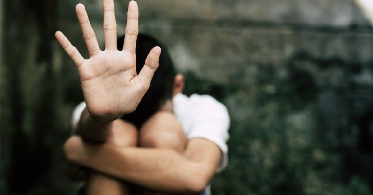 Napoli, arrestato 67enne per violenza sessuale sul nipote di 10 anni