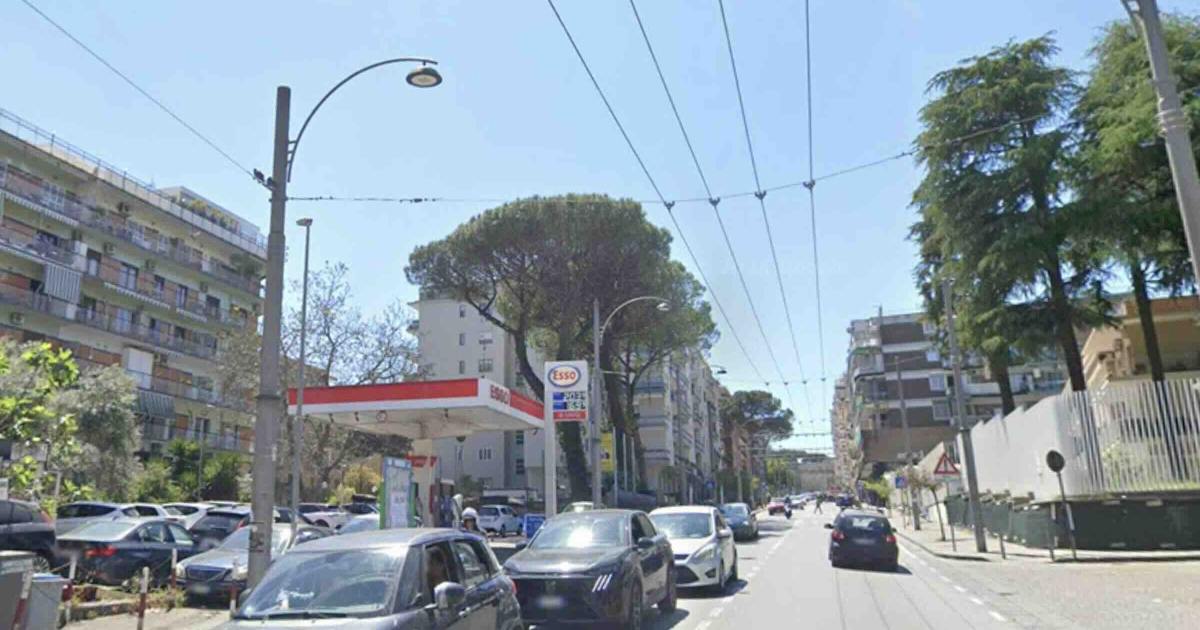 Napoli, brutale pestaggio ai Colli Aminei: 8 contro due