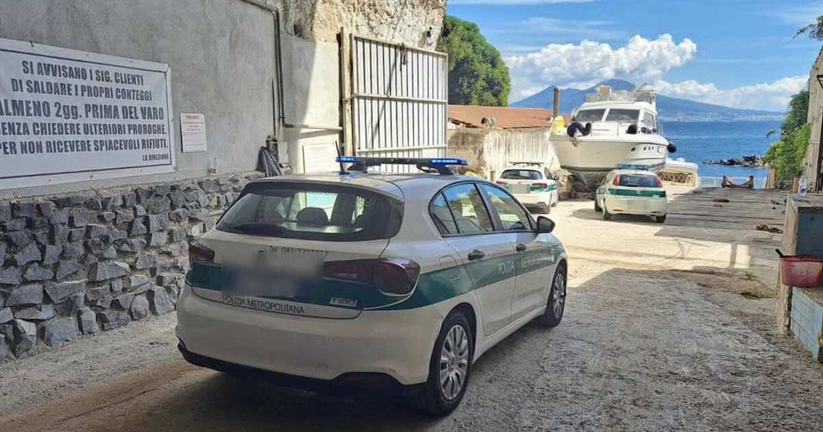 Il cartello di avviso ai clienti