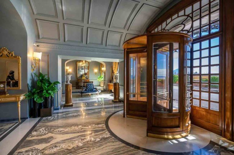 Napoli, il Grand Hotel Parker’s è il primo albergo della città a conquistare la ‘Chiave MICHELIN’