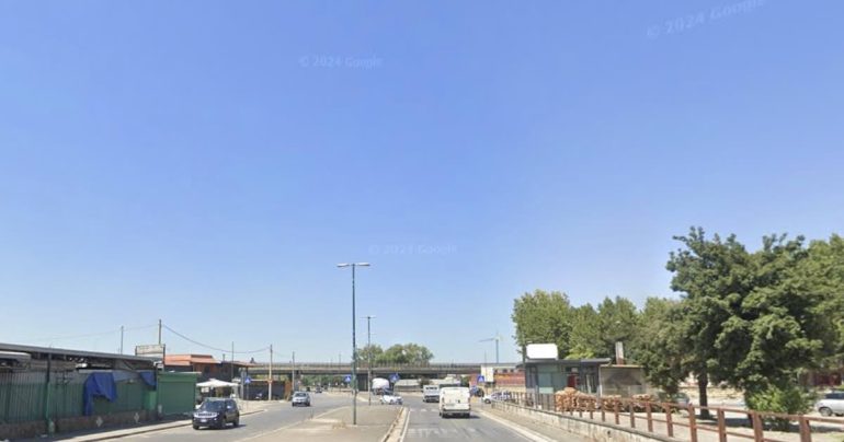 Napoli, ciclista tamponato e ucciso in via Mario Palermo
