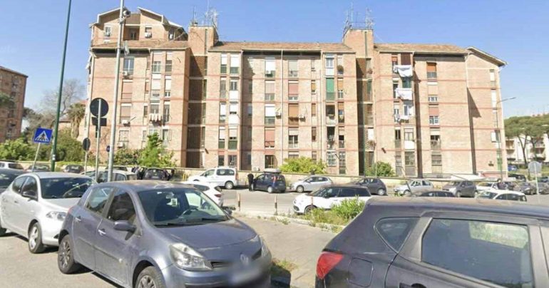 Rione Traiano, evade dai domiciliari e si giustifica: ‘Stavo gettando la spazzatura’