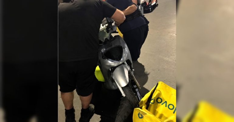 Napoli, rider travolto da pirata della strada a Cavalleggeri