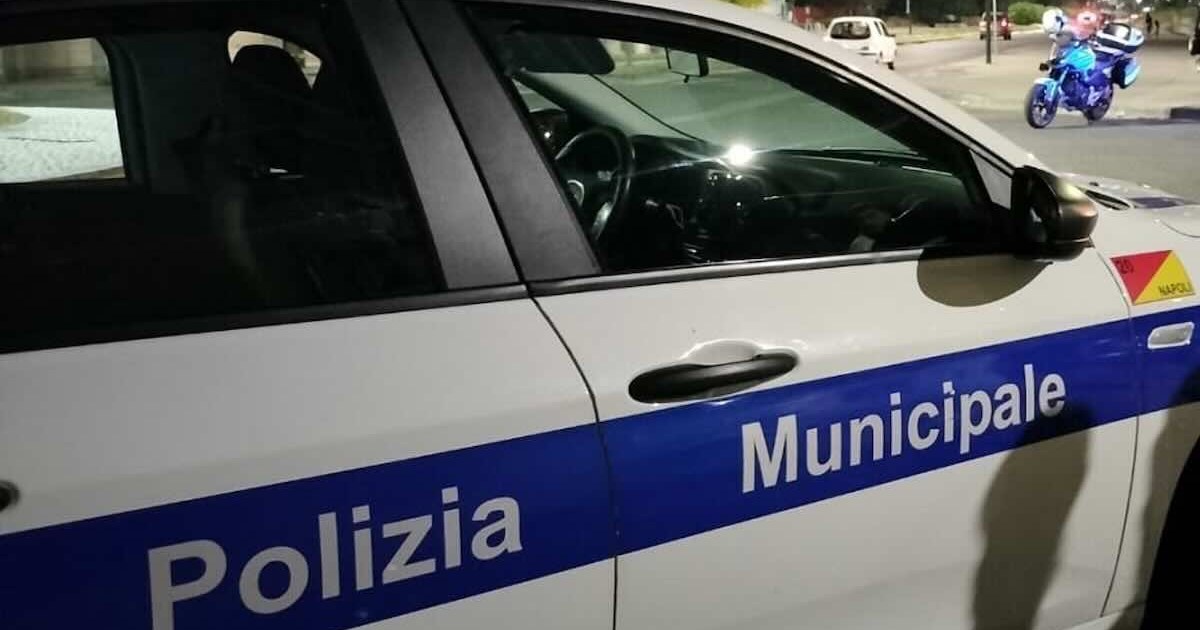 La polizia locale di Napoli