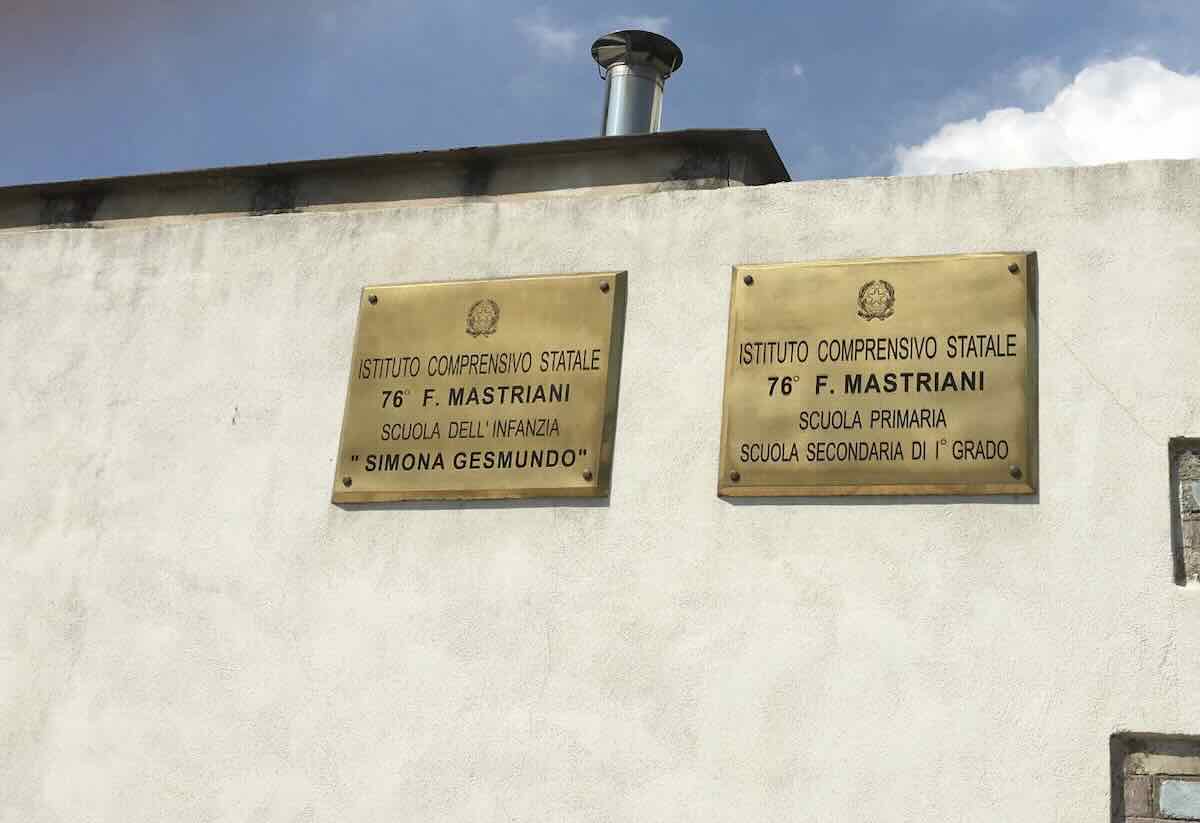 Sicurezza a Poggioreale: misure straordinarie per la scuola Quattro Giornate dopo furto