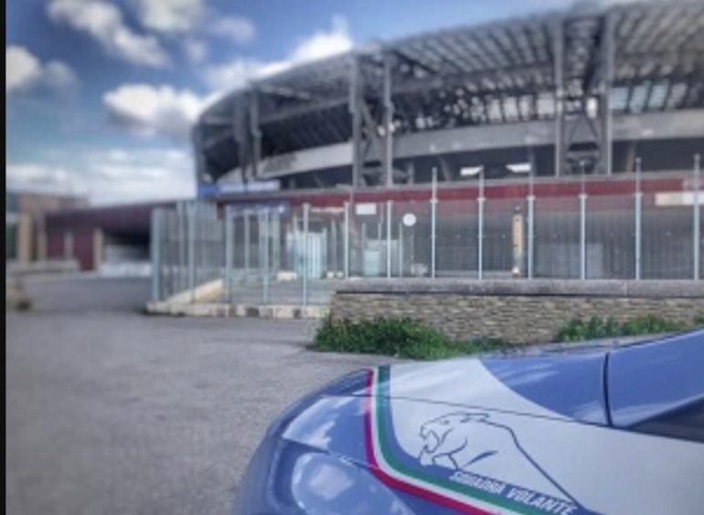 Spaccio a Fuorigrotta: 18enne arrestato con droga e coltello