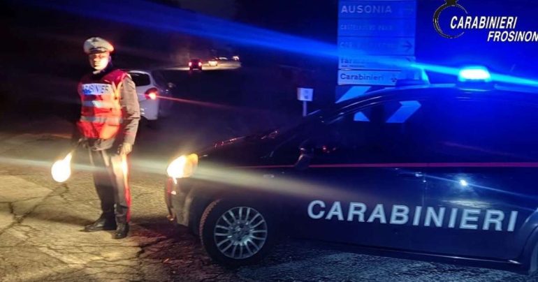 Truffa a un’anziana di 82 anni, due arresti: recuperati oro e 500 euro sull’A1