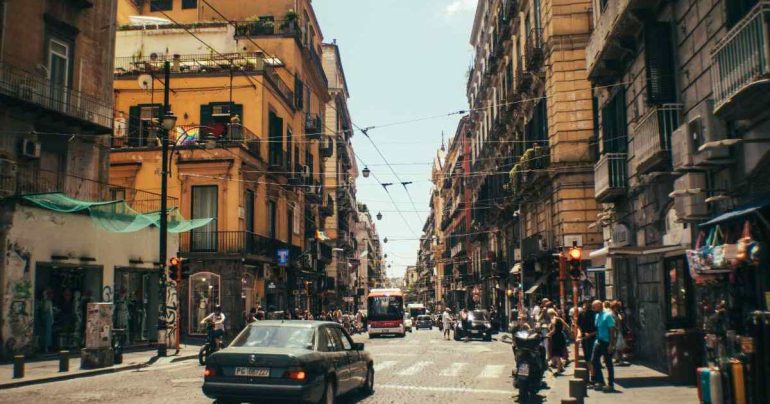 Vivibilità, Napoli in che posizione è? La classifica della qualità della vita