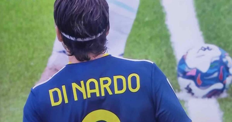 Finale da incubo per la Juve Stabia: svista arbitrale, papera di Boer e l’Entella strappa il pari