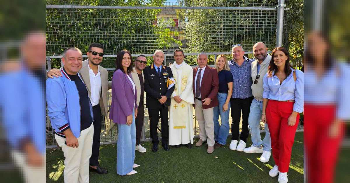 Parrocchia Cristo Redentore di Arzano inaugura un nuovo campetto di calcio Parrocchia Cristo Redentore di Arzano inaugura un nuovo campetto di calcio