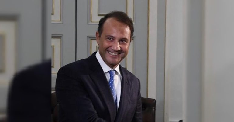 Inchiesta Pegaso, l’accusa dei pm al sistema Iervolino: esami agevolati, tirocini falsi e titoli senza lezioni