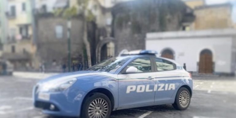Napoli: arrestato pusher 33enne in Piazza Capuana