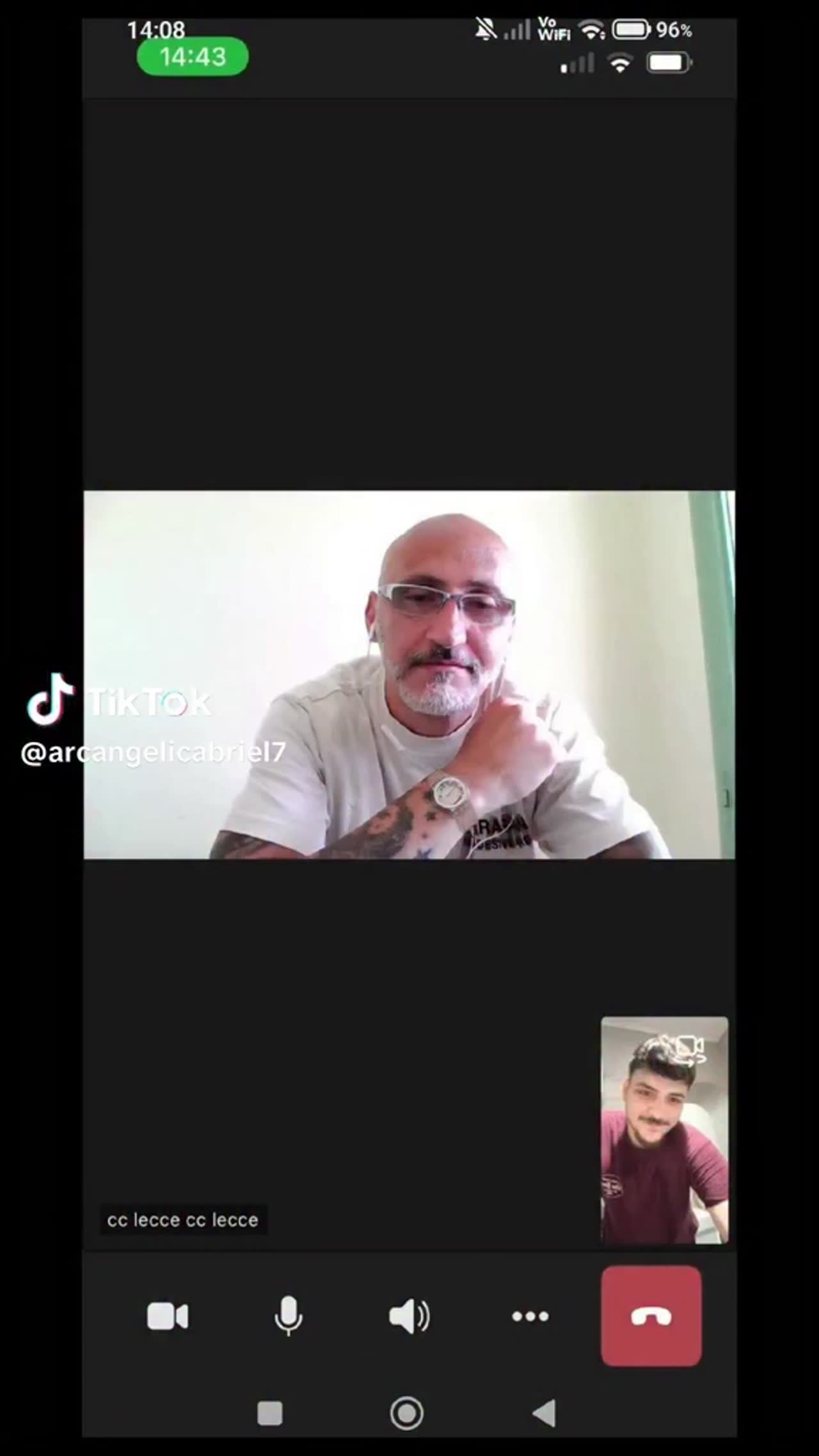 Napoli, il boss Silvestro Pellecchia diventa un «idolo» su TikTok: il video dal carcere