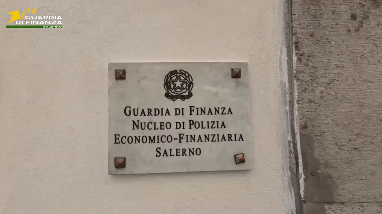 Salerno, truffa bonus edilizi, soldi riciclati in Cina, India e Pakistan: maxi-sequestro da 160 milioni