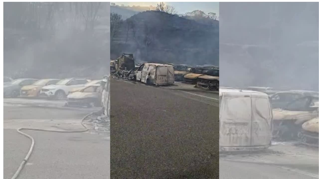 Incendio a Pozzuoli, la concessionaria distrutta: la promessa di ripartire subito