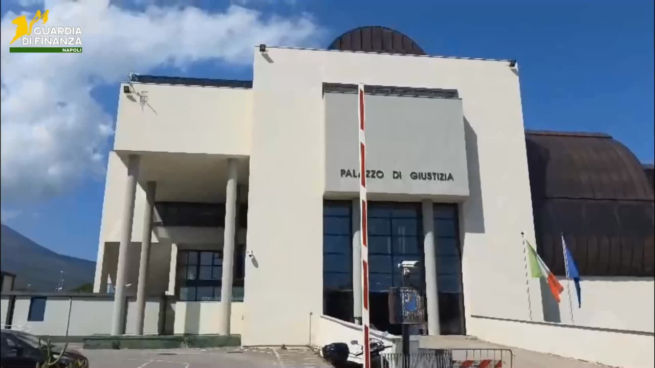 Corrieri da Torre a Sorrento per la droga ai Vip: 8 persone indagate