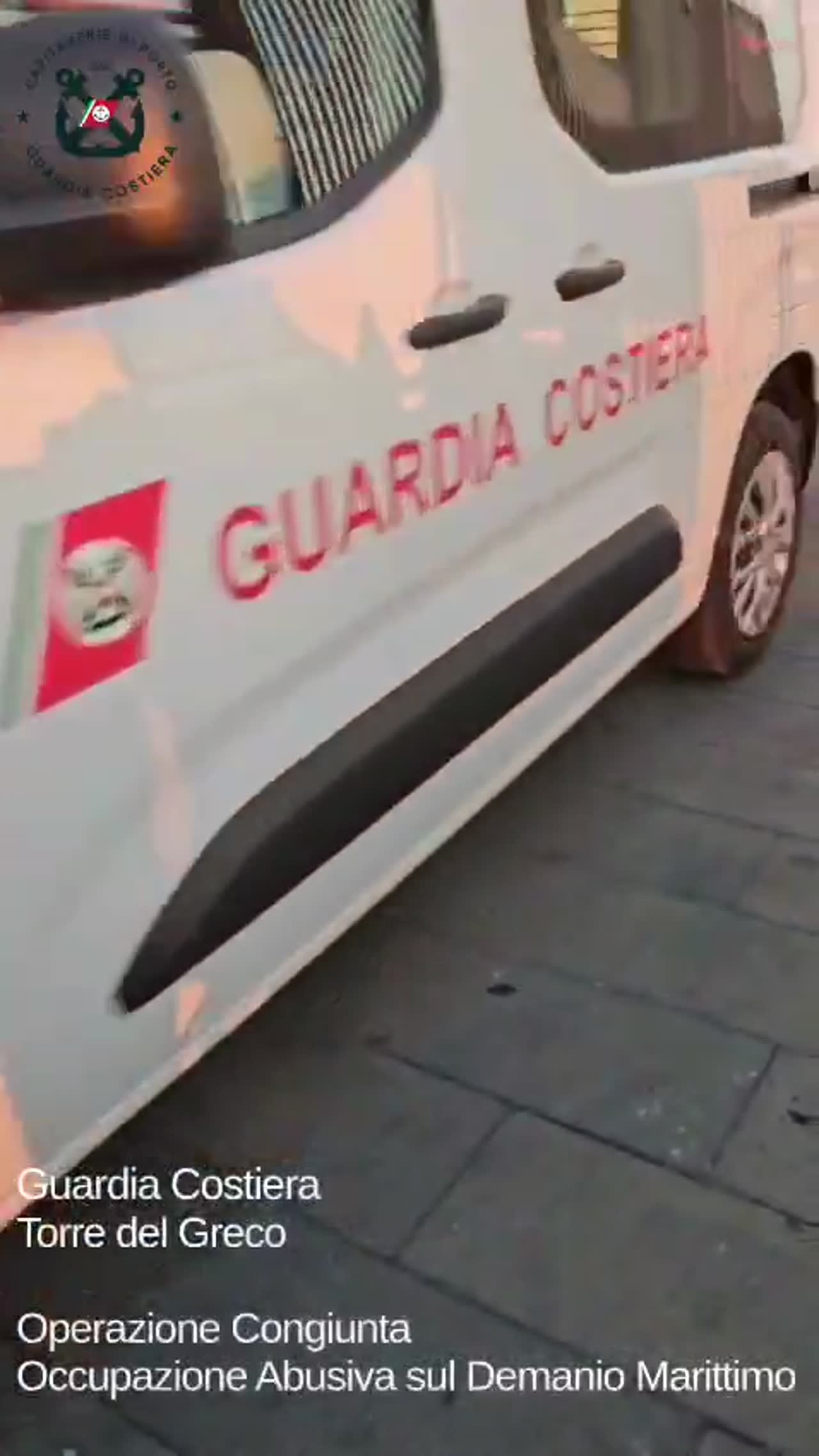 Torre del Greco, spiaggia libera ‘prenotata’ abusivamente: scatta il sequestro