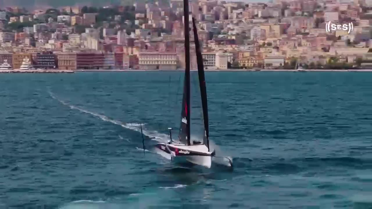 Coppa America, Alinghi svela le vele nel Golfo di Napoli: pronti i sei hangar di Nisida